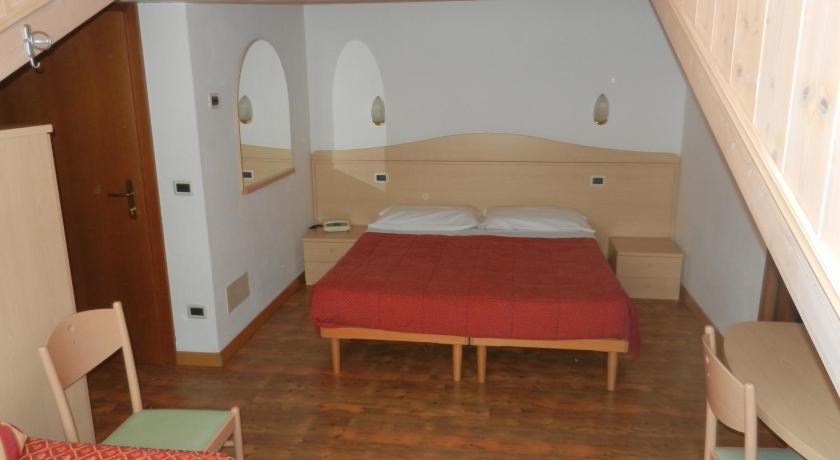 Maffei Hotel Pinzolo Kamer foto
