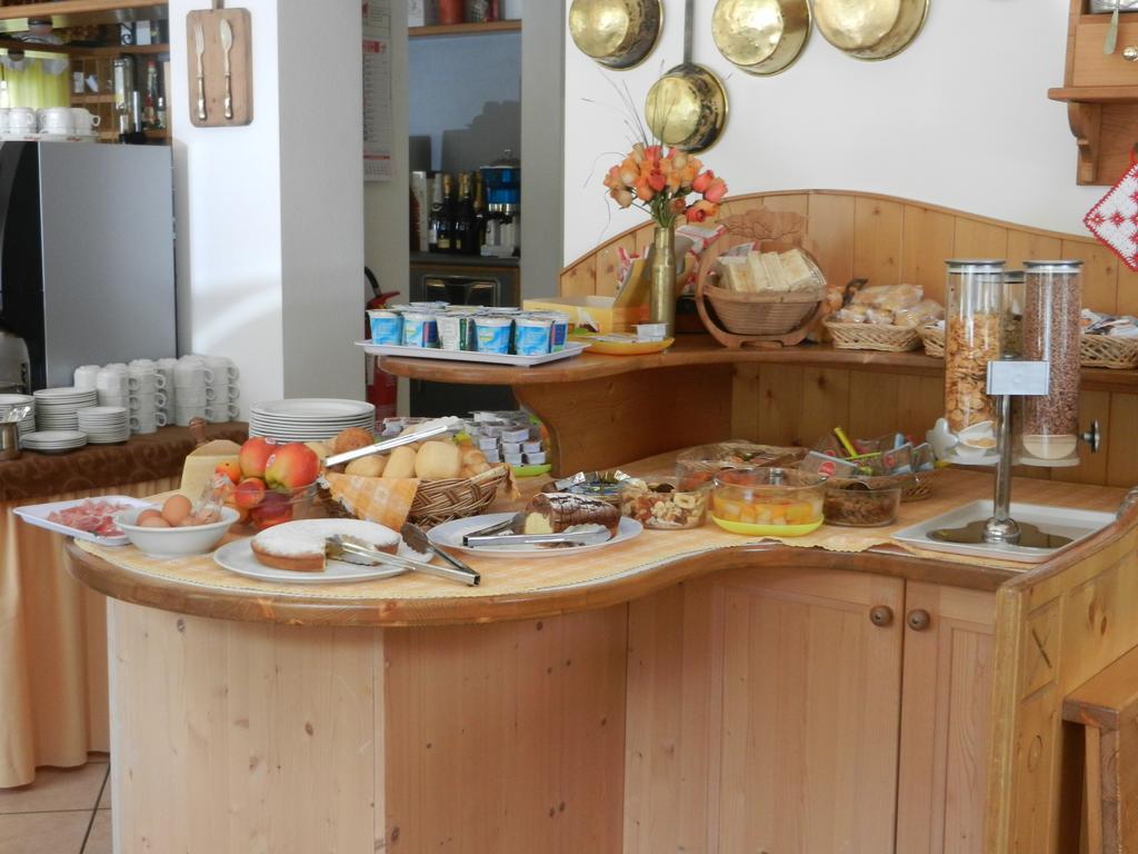 Maffei Hotel Pinzolo Buitenkant foto